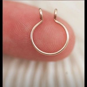 2 Brand New Fake Rose Gold Clip On Nose Rings